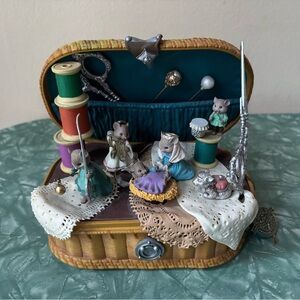 Vintage Enesco O Little Town of Bethlehem Action Musical Nativity Mice Sewing